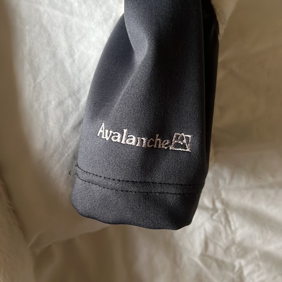 Cream and grey heavy avalanche jacket! - Picture 3 of 5